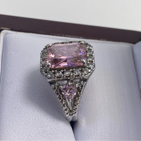 Sterling Silver Pink & Clear Cubic Zirconia Gemstone Ring. Size 5.5 - Picture 3 of 5
